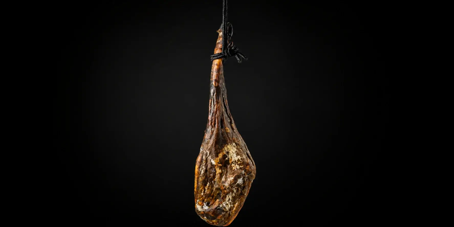 Jamón gourmet curado de forma artesanal