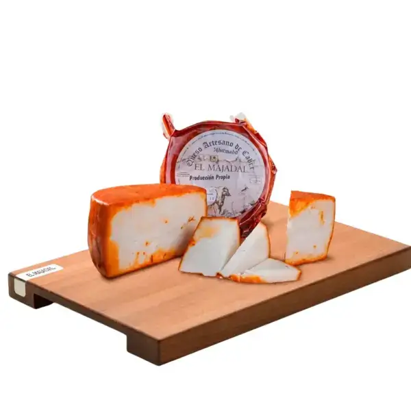 Queso semicurado de cabra con Pimentón de la Vera y AOVE