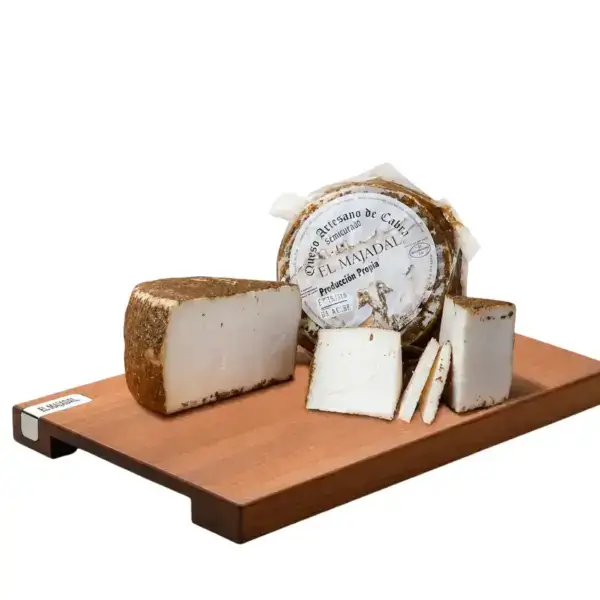Queso semicurado de cabra con romero y AOVE El Majadal